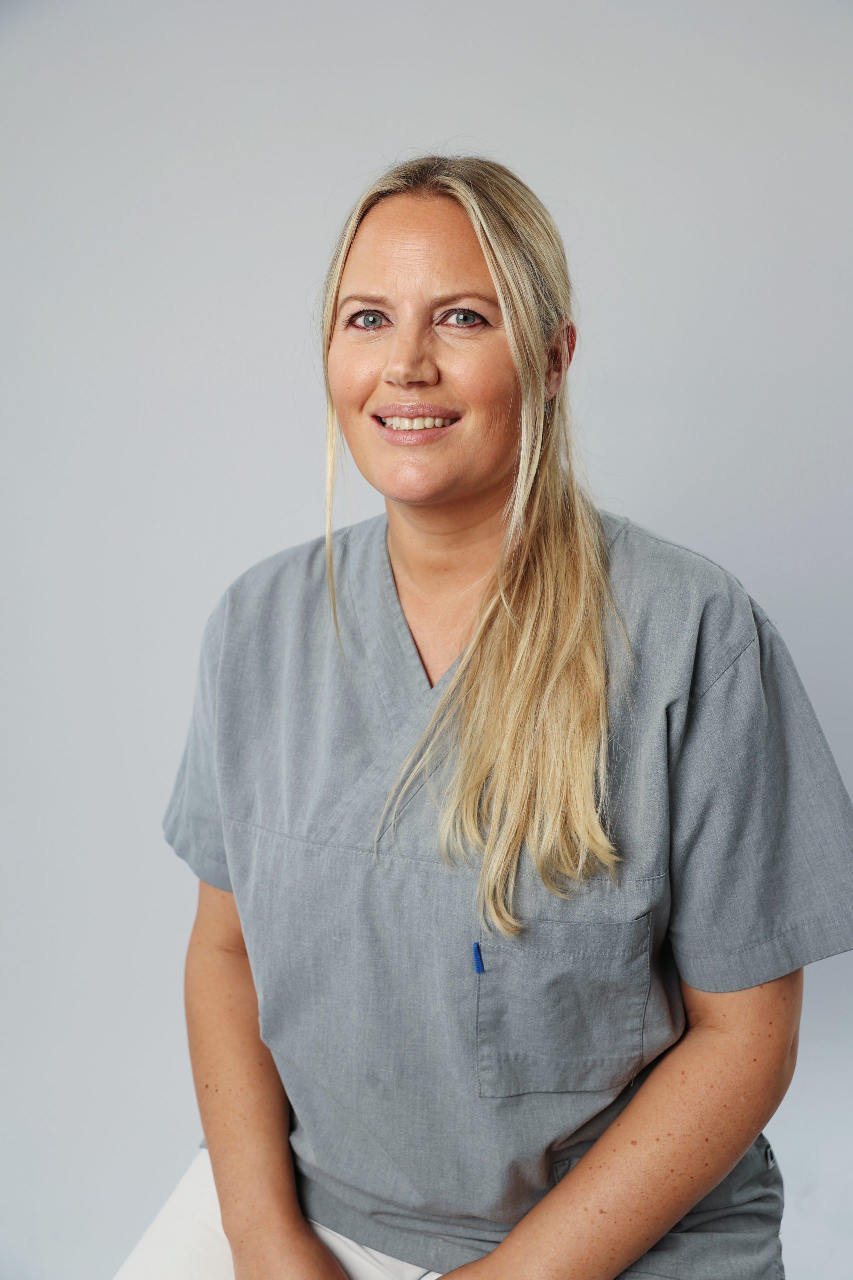 Ellen Skjæret, Sykepleier